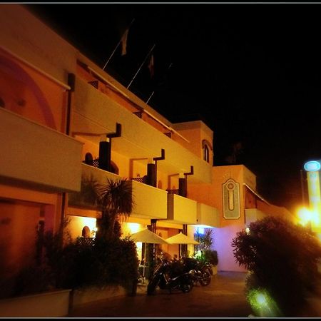 Hotel Mistral Marina di Campo Exteriér fotografie