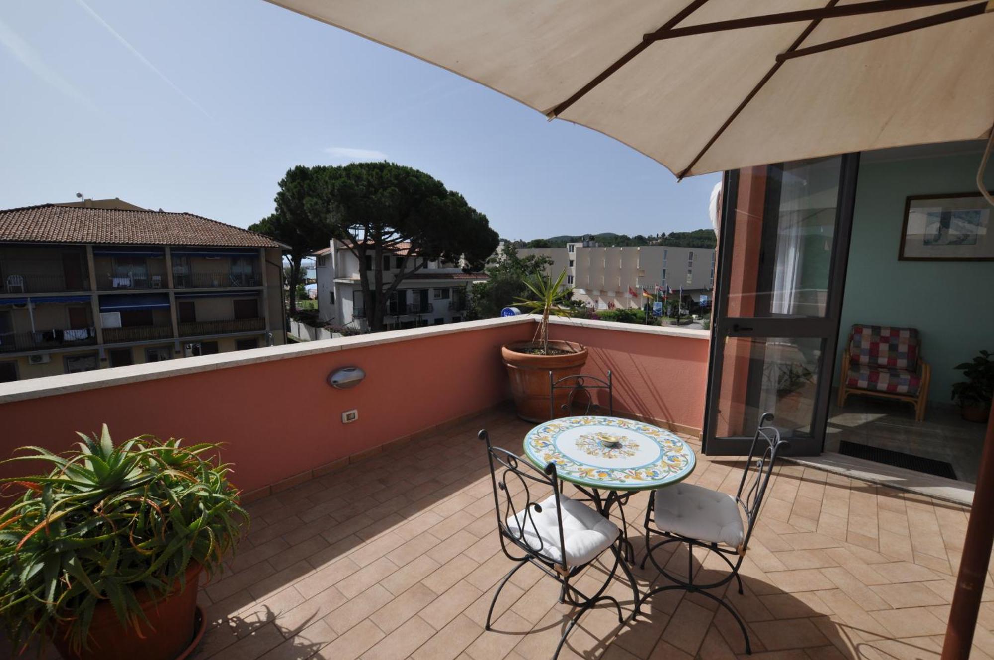 Hotel Mistral Marina di Campo Exteriér fotografie