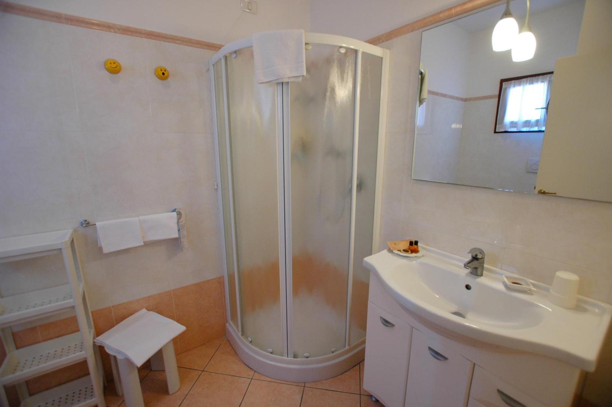 Hotel Mistral Marina di Campo Pokoj fotografie
