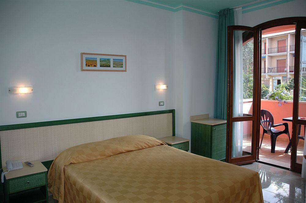 Hotel Mistral Marina di Campo Exteriér fotografie