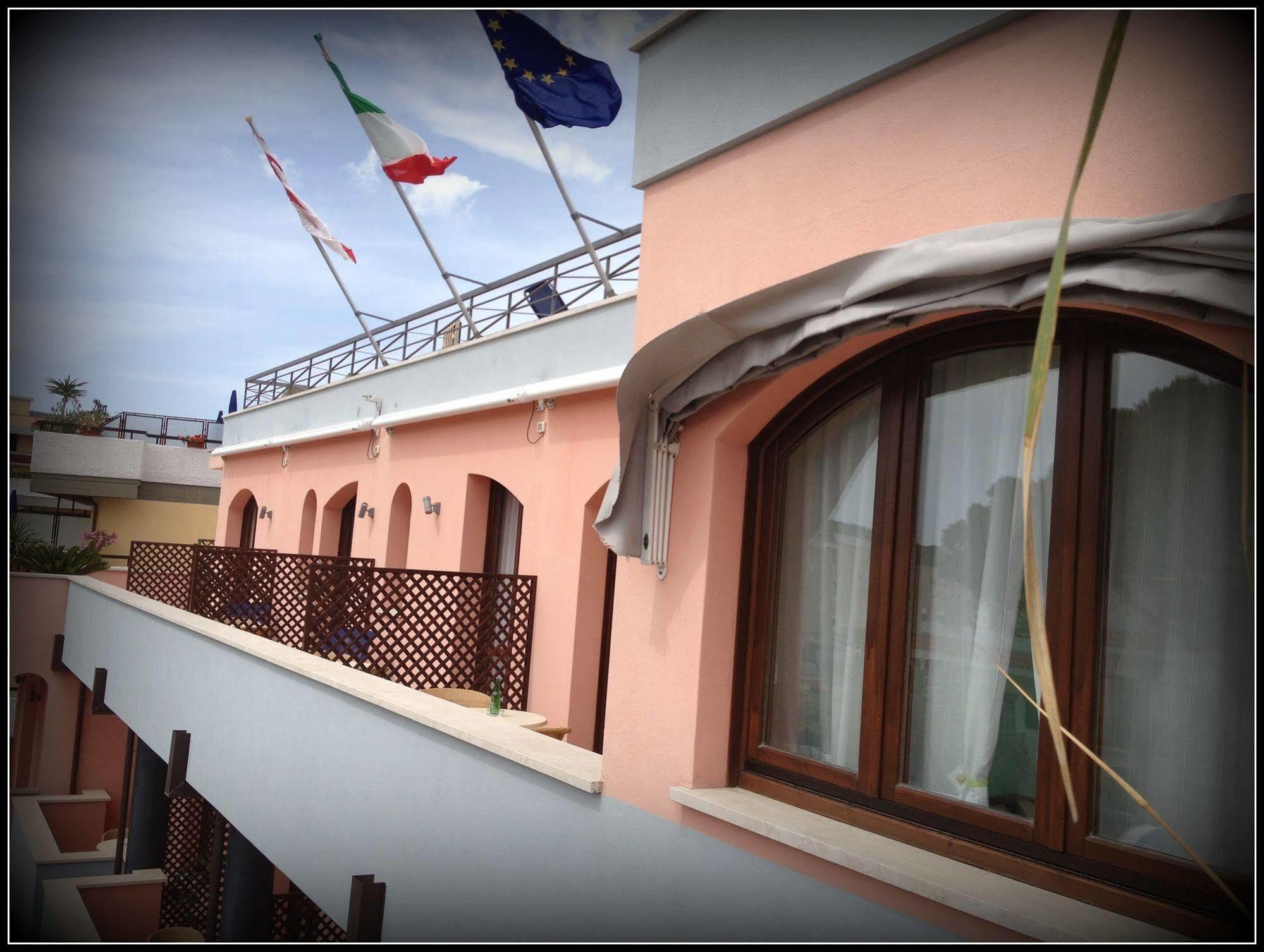 Hotel Mistral Marina di Campo Exteriér fotografie